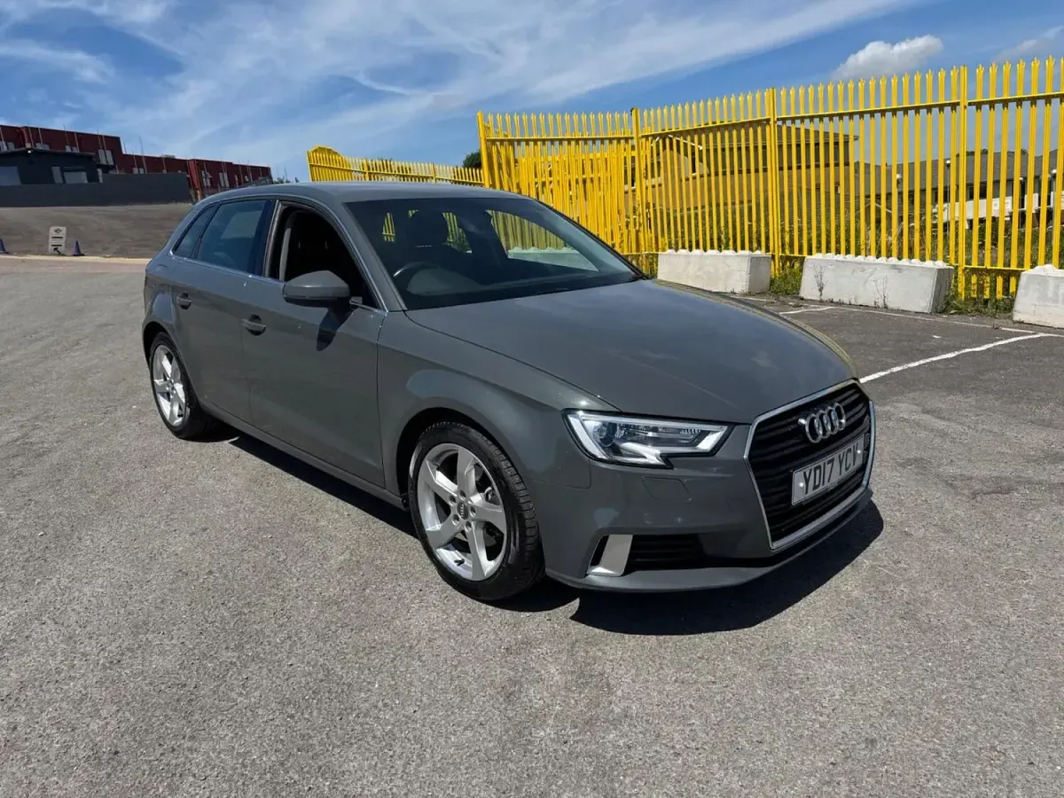 Used Audi A3 Sportback Sport 150 HP (110 kW) 2017 Grey Hatchback