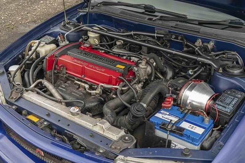 Image 3/4