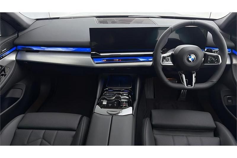 Begagnad BMW 520 M Sport 208 HK (152 kW) 2026 Blå