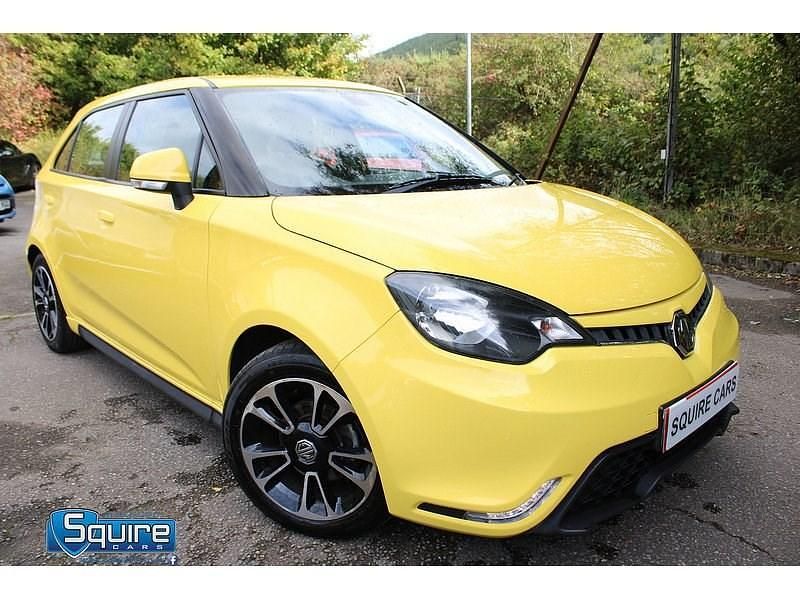 Yellow Used 2016 MG MG3 Hatchback | £4,591 (Fair price) - Image 1/3