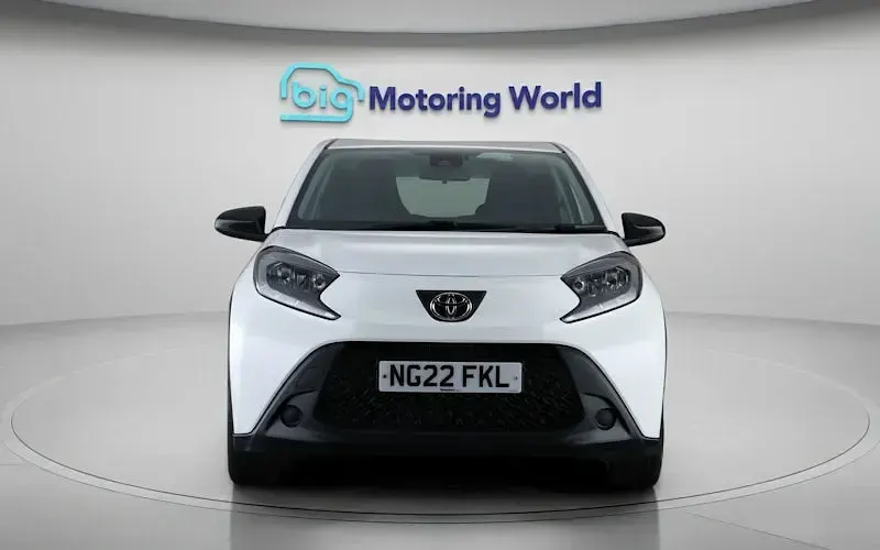 Usado Toyota Aygo X PURE 72 HP (52 kW) 2025 SUV