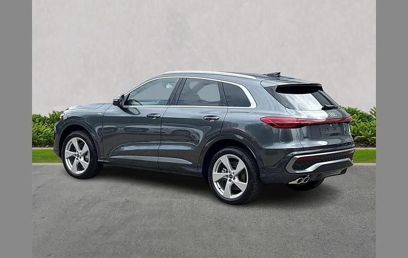 New Audi Q5 S-Line 200 HP (147 kW) 2025 Other SUV