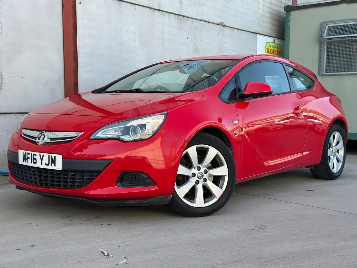 Used Vauxhall Astra GTC Sport 2016 Red Hatchback