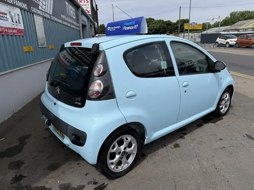 Used Citroën C1 68 HP (50 kW) 2014 Blue Hatchback