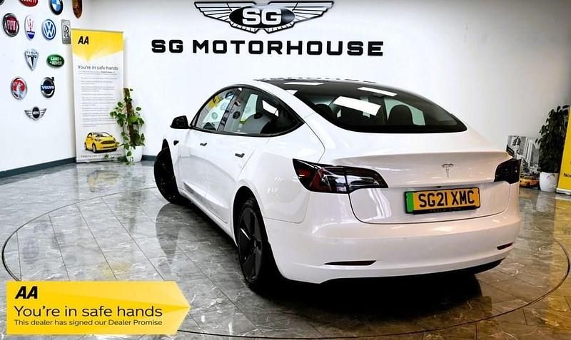 Used Tesla Model 3 Standard Range 208 kW (283 HP) 2021 White Sedan