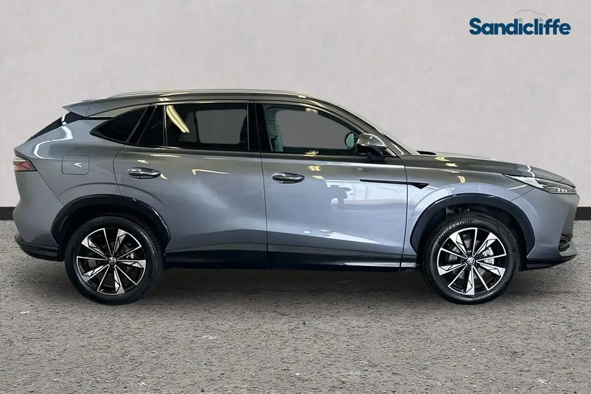 Used MG HS Trophy 170 HP (125 kW) 2024 Metallic  hampstead grey SUV