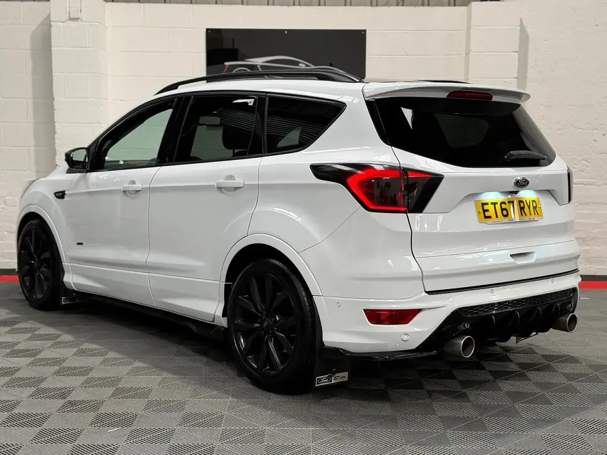 Used Ford Kuga ST-Line X 2018 White SUV