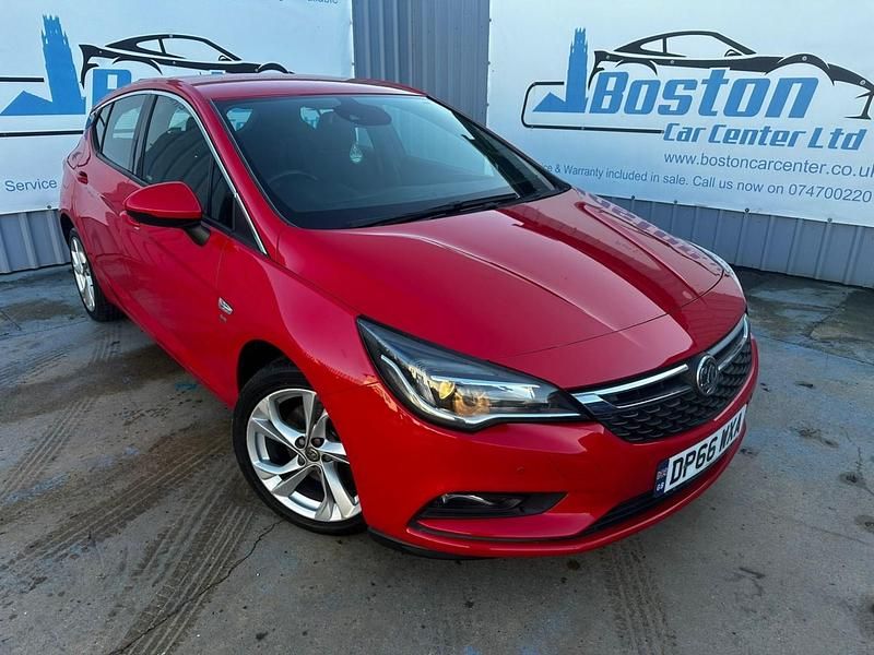 Used Vauxhall Astra SRi 136 HP (100 kW) 2016 Red Hatchback