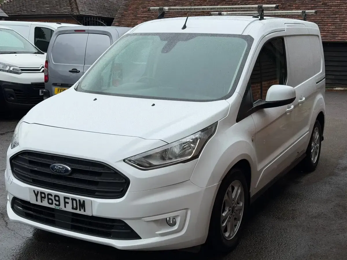 Używany Ford Transit Connect Limited 120 KM (88 kW) 2019 Biały Minivan