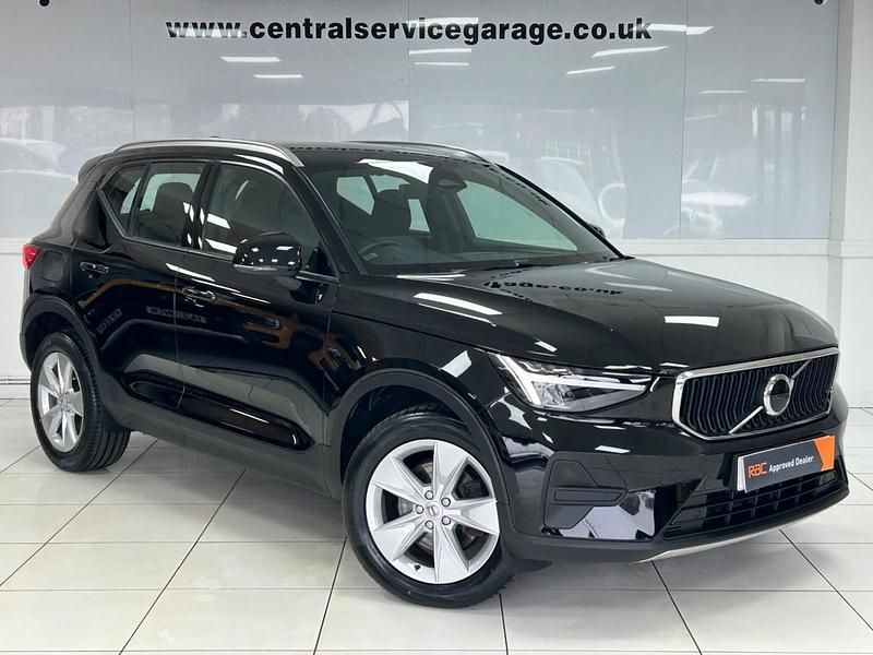 Used Volvo XC40 Core 163 HP (119 kW) 2022 Black SUV