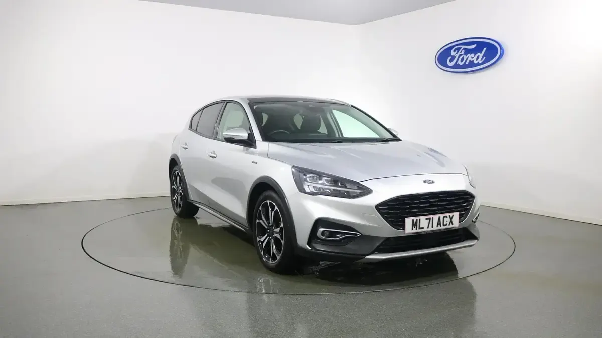 Used Ford Focus Active X 125 HP (91 kW) 2021 Silver Hatchback