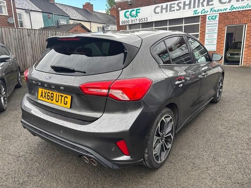 Used Ford Focus ST-Line X 125 HP (91 kW) 2019 Grey Hatchback