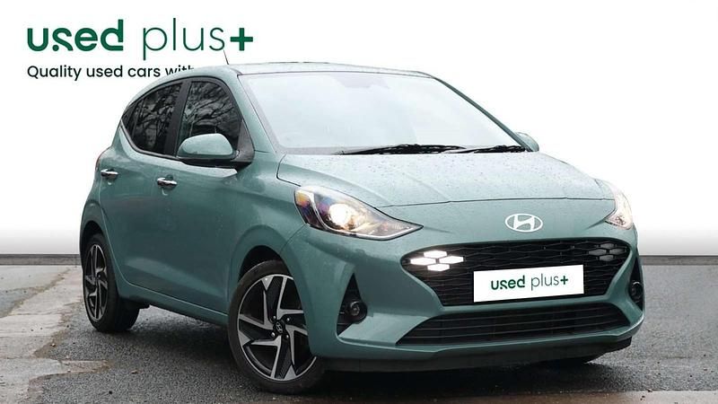 Used Hyundai i10 Premium 63 HP (46 kW) 2024 Green Hatchback