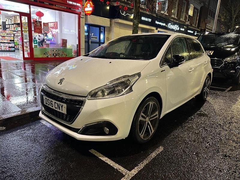 White Used 2016 Peugeot 208 GT-line Hatchback | £2,995 (Super price) - Image 1/4