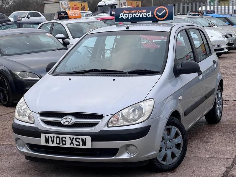 Used Hyundai Getz 97 HP (71 kW) 2006 Silver Hatchback