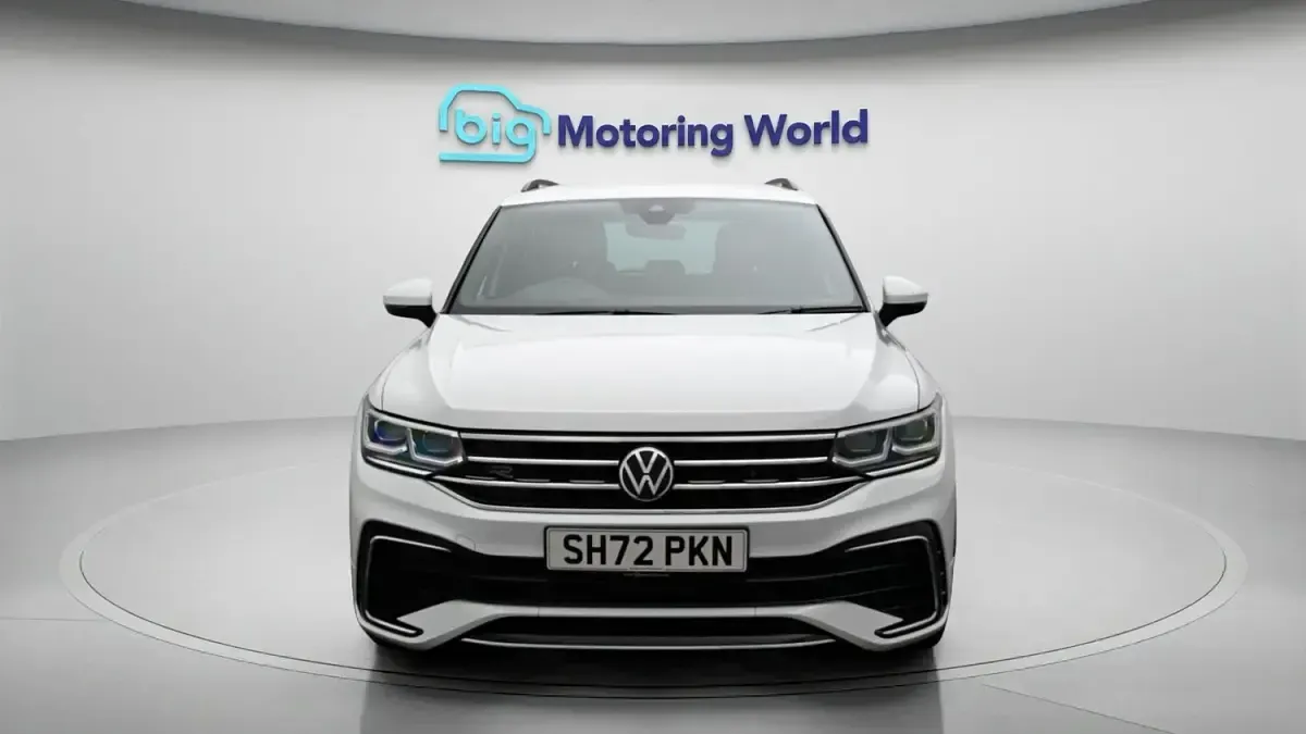 Used VW Tiguan R-line 150 HP (110 kW) 2023 White SUV