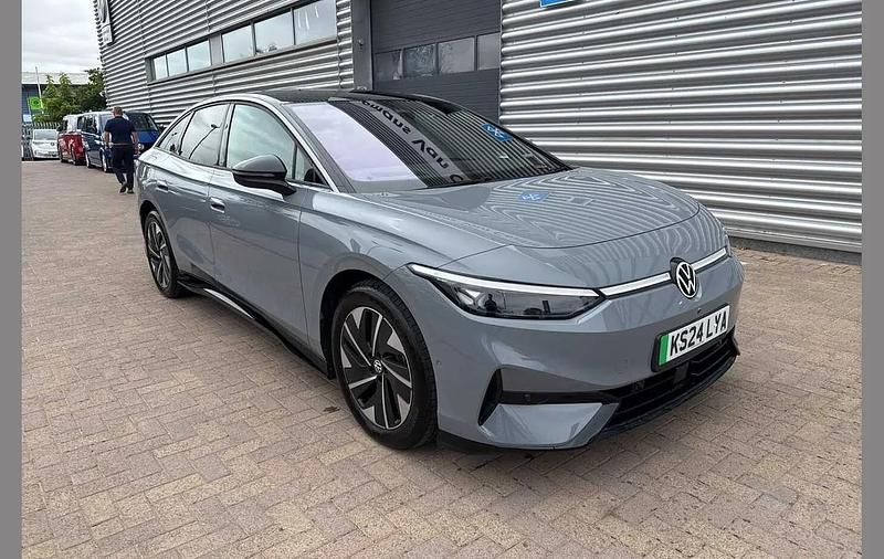 Grey Used 2024 VW ID.7 Pro Hatchback | £26,990 (Super price) - Image 1/4