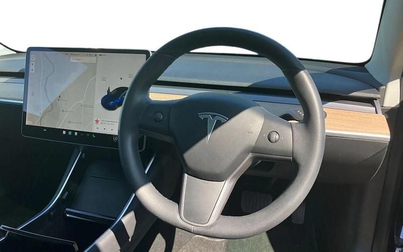Usado Tesla Model 3 Standard Range 180 kW (245 HP) 2021 Sedan