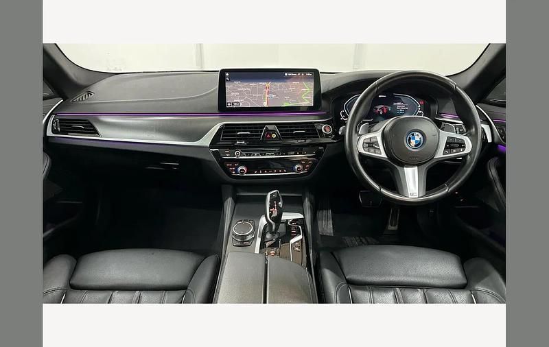Used BMW 530e M Sport 292 HP (214 kW) 2023 Black Estate