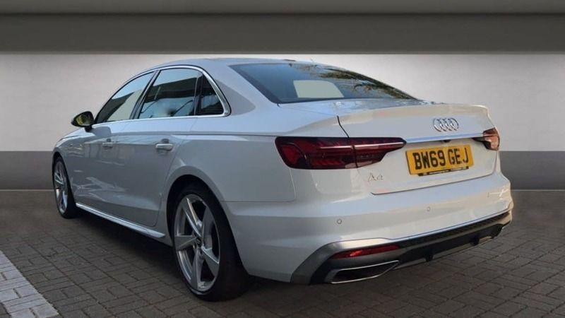 Used Audi A4 S-Line 150 HP (110 kW) 2020 White Sedan