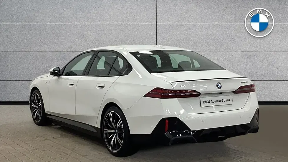 Used BMW i5 M Sport 246 kW (335 HP) 2024 White