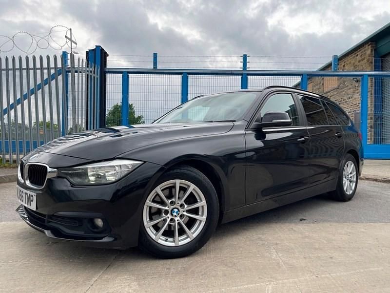 Used BMW 320 Efficient Dynamics 161 HP (118 kW) 2016 Black Estate