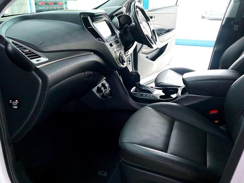 Used Hyundai Santa Fe Edition 200 HP (147 kW) 2017 White SUV