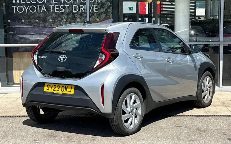 Used Toyota Aygo X PURE 72 HP (52 kW) 2025 SUV