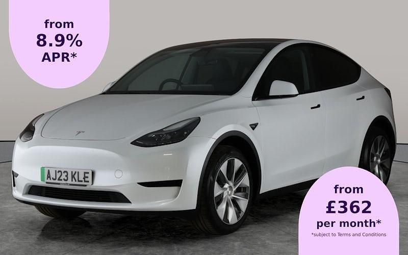 White Used 2023 Tesla Model Y RWD SUV | £24,715 (Fair price) - Image 1/2