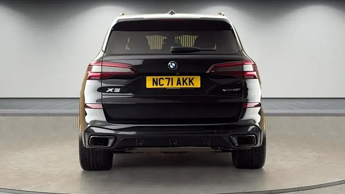 Used BMW X5 M Sport 340 HP (250 kW) 2021 Sapphire black SUV