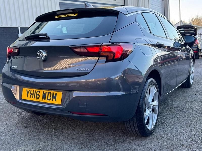 Used Vauxhall Astra SRi 150 HP (110 kW) 2016 Grey Hatchback