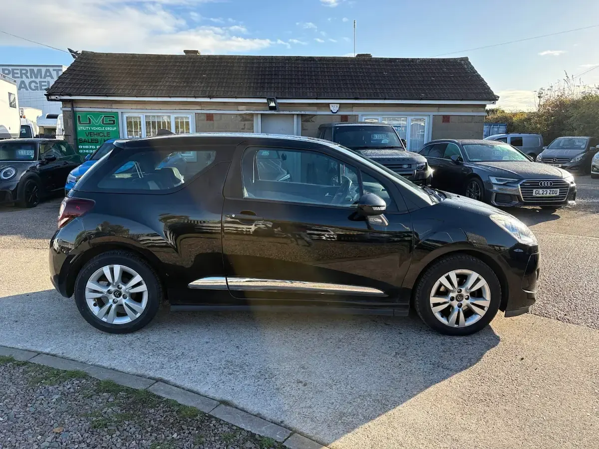 Used Citroën DS3 82 HP (60 kW) 2014 Black Hatchback