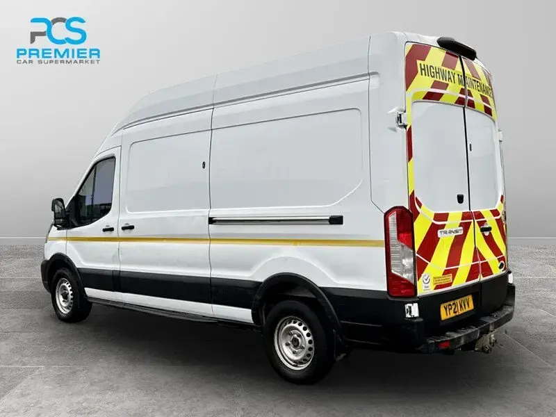 Used Ford Transit 130 HP (95 kW) 2021 White Van