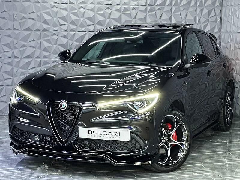 Used Alfa Romeo Stelvio Veloce 280 HP (205 kW) 2022 Black SUV