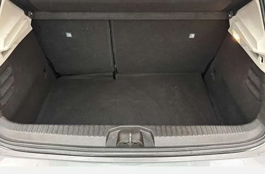 Used Renault Clio Evolution 90 HP (66 kW) 2023 Grey  Hatchback