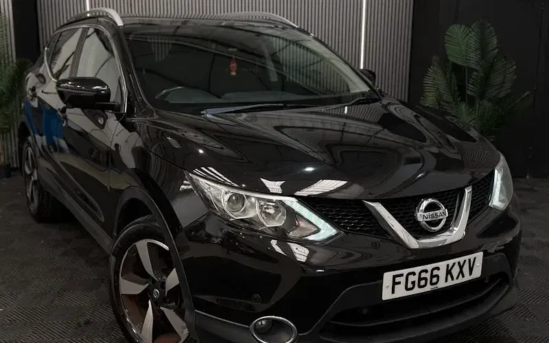 Used Nissan Qashqai N-Connecta 163 HP (119 kW) 2016 SUV