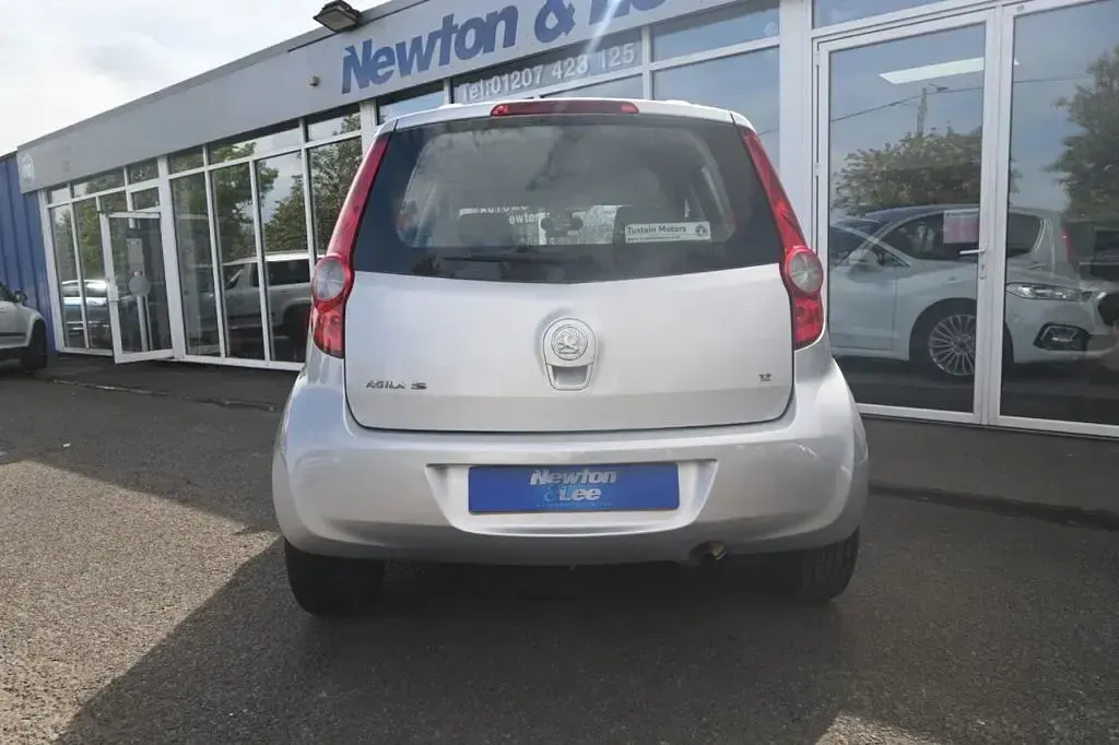Used Vauxhall Agila S 94 HP (69 kW) 2012 Silver MPV