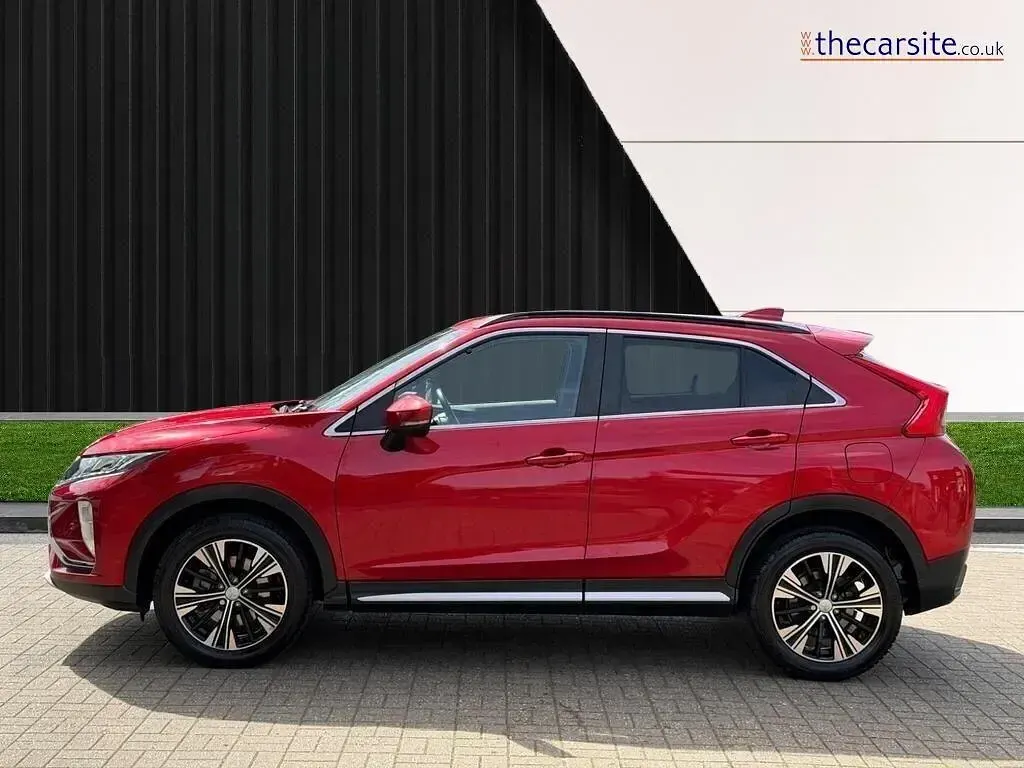 Used Mitsubishi Eclipse 2019 Red Hatchback