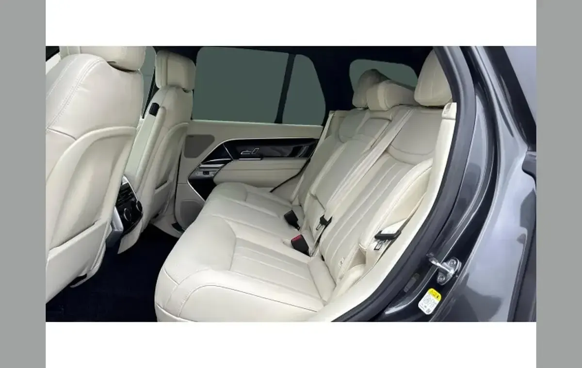 New Land Rover Range Rover 296 HP (217 kW) 2025 Other SUV
