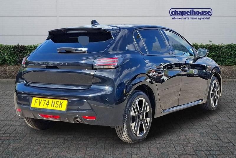Używany Peugeot 208 Allure 2024 Czarny Hatchback