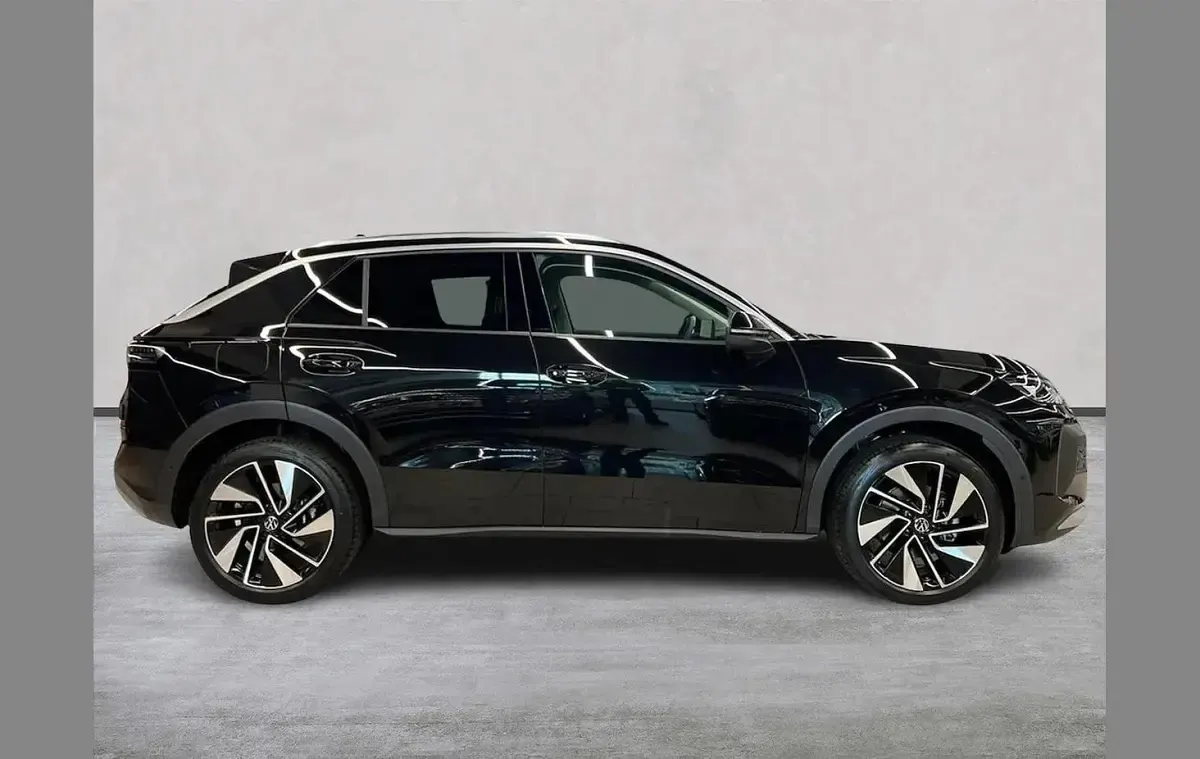 Used VW T-Roc Style 147 HP (108 kW) 2026 Black SUV