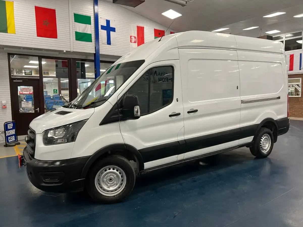Used Ford Transit 130 HP (95 kW) 2020 White Van