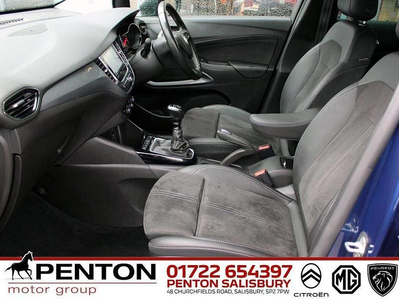 Used Vauxhall Crossland Ultimate 130 HP (95 kW) 2022 Blue SUV