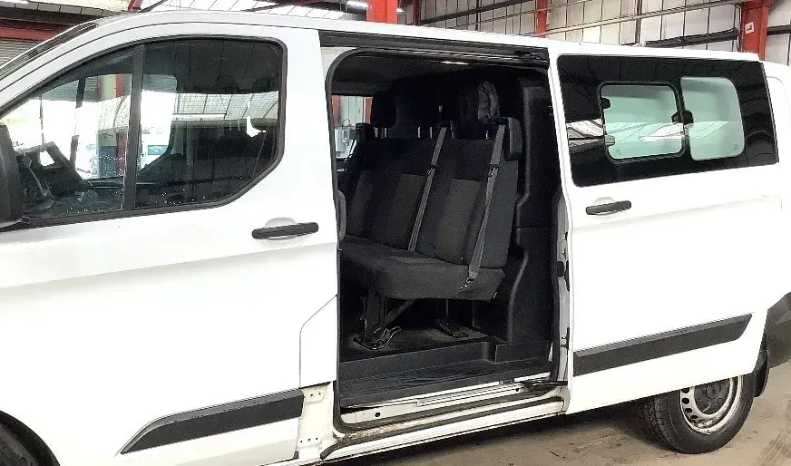 Used Ford Transit Custom 130 HP (95 kW) 2020 White Estate