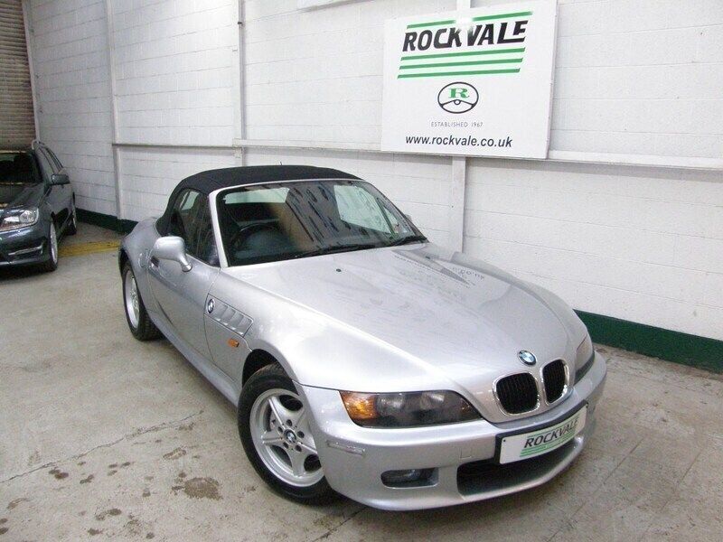 Artic silver metallic Used 1998 BMW Z3 Cabriolet | £8,495 (Expensive) - Image 1/4