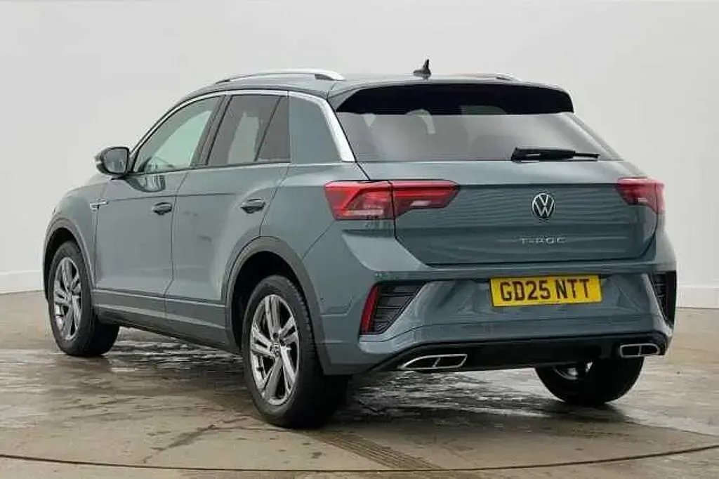 Usado VW T-Roc R-line 150 HP (110 kW) 2025 Azul SUV