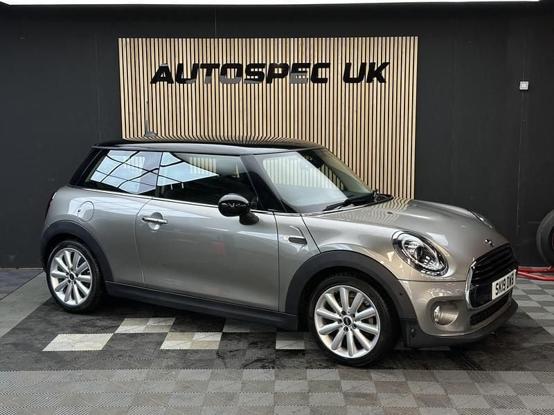 Used Mini Cooper Classic 2019 Silver Hatchback
