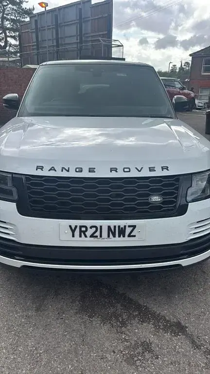 Used Land Rover Range Rover S 300 HP (220 kW) 2021 White SUV