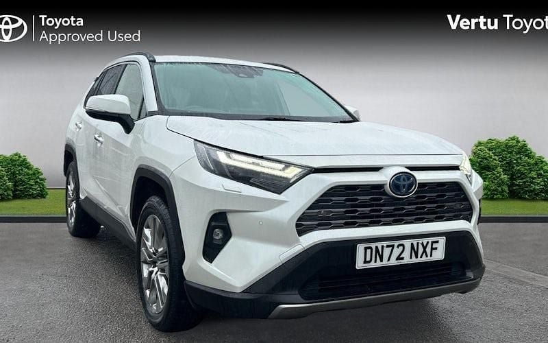 Used Toyota RAV4 218 HP (160 kW) 2025 Estate