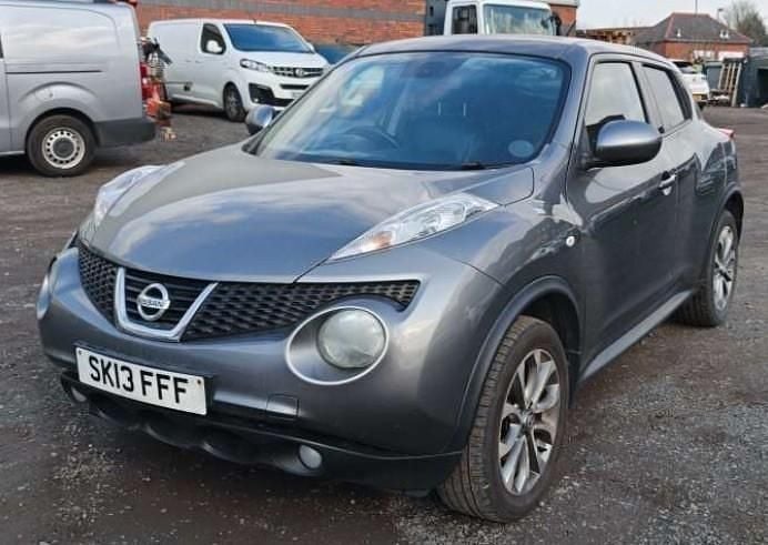 Used Nissan Juke Tekna 110 HP (80 kW) 2013 Grey SUV